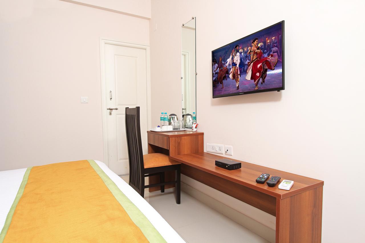 Arra Suites Kempegowda Airport Hotel Bengaluru Zewnętrze zdjęcie